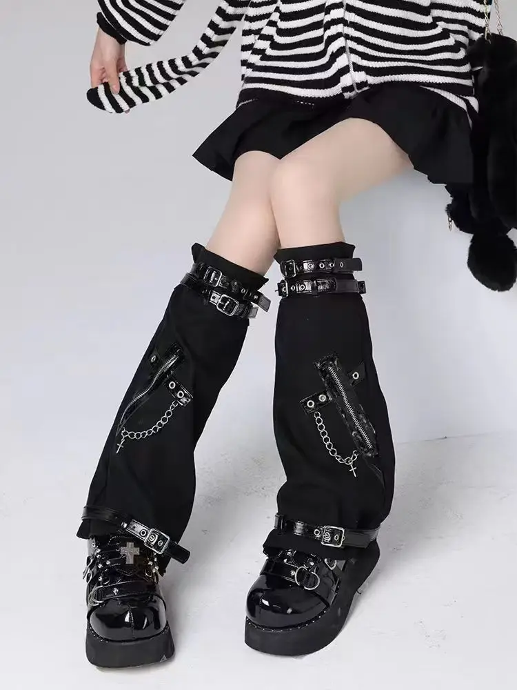 Black Cross Chain Leggings with Buckle Detail for Spice Girls — feature 7