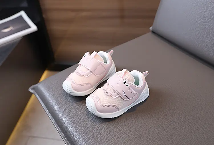 Women's Pink Soft Sole Toddler Shoes — feature 4