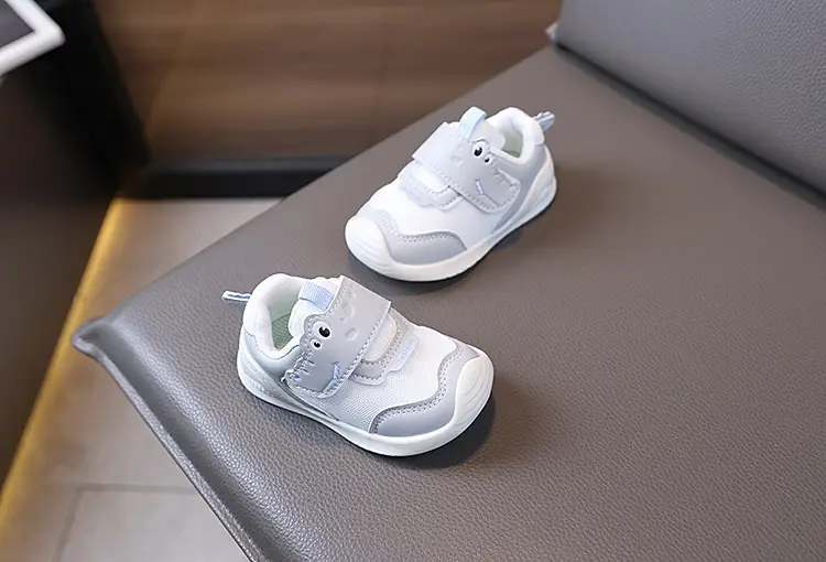 Women's Pink Soft Sole Toddler Shoes — feature 9
