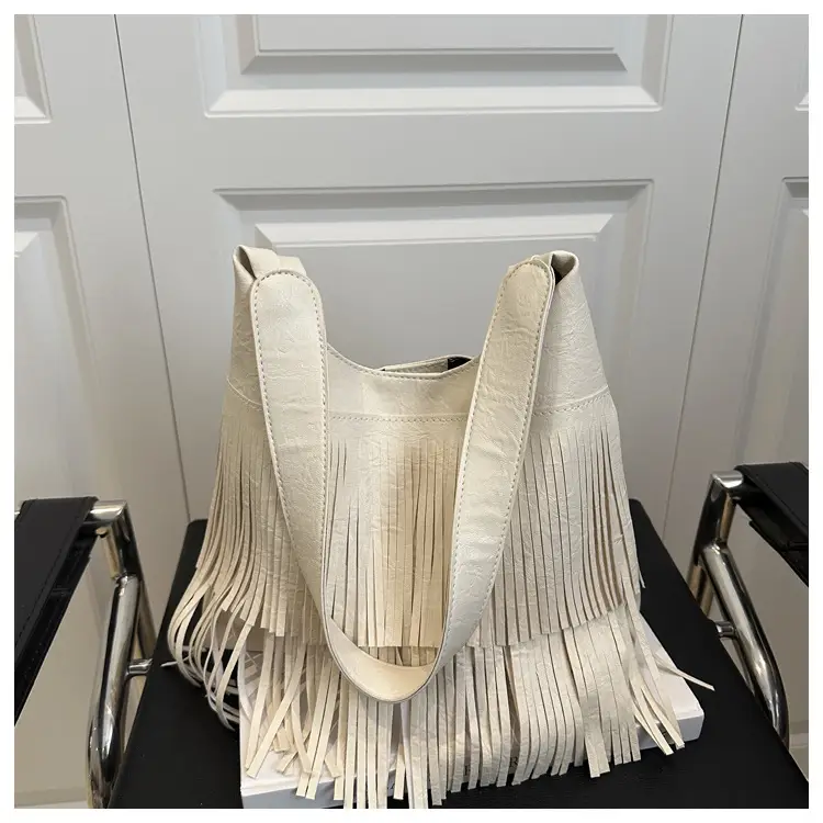 Retro Tassel Crossbody Bag Women 2025 — feature 10