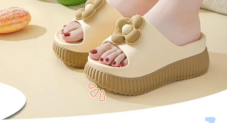 Women's Beige Thick Platform Sandals with Gold Chain — feature 1