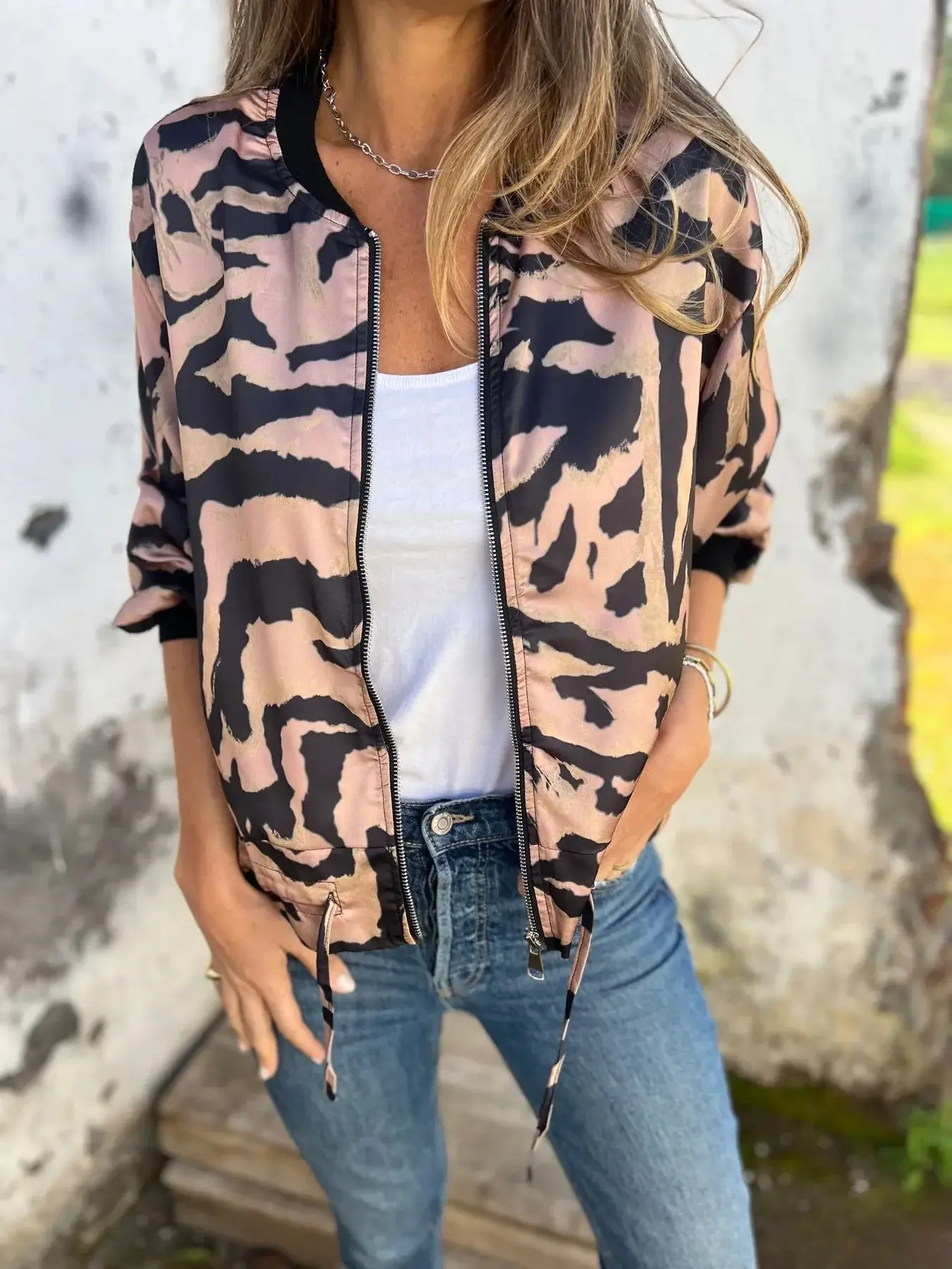 Women's Bomber Jacket Black White Print Zipper Autumn Wear — feature 12