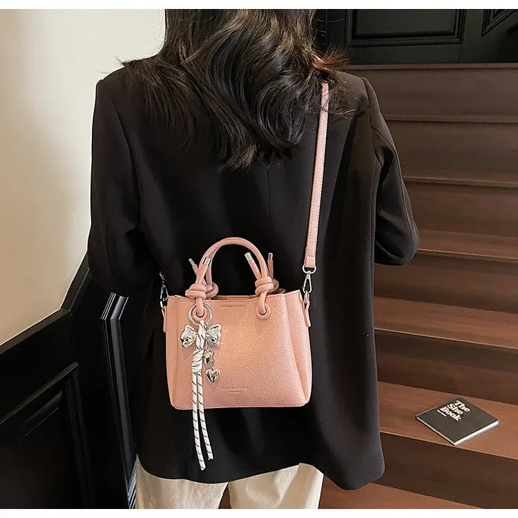Beige Leather Bucket Bag 2025 Korean Style — feature 21