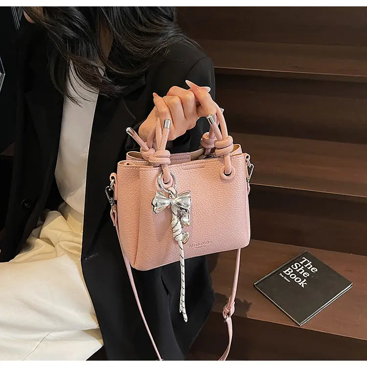 Beige Leather Bucket Bag 2025 Korean Style — feature 22