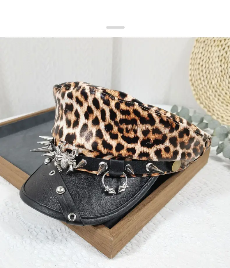 Leopard Print Rivet Flat Hat Navy Black — feature 8