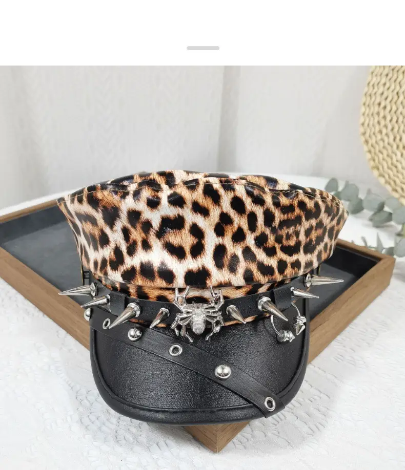 Leopard Print Rivet Flat Hat Navy Black — feature 9