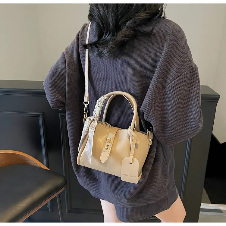 Women Crossbody Bag Korean Design Beige 2026 — feature 14