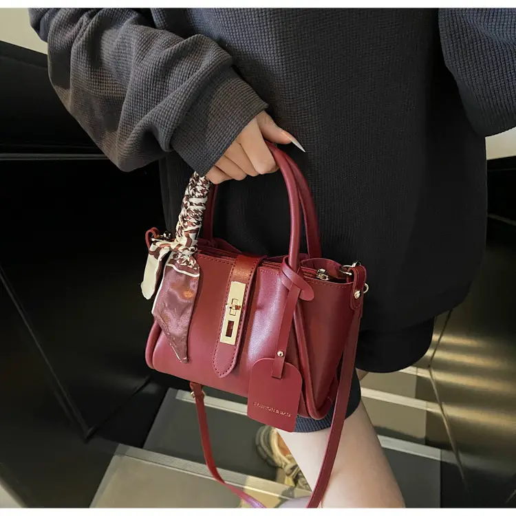 Women Crossbody Bag Korean Design Beige 2026 — feature 16