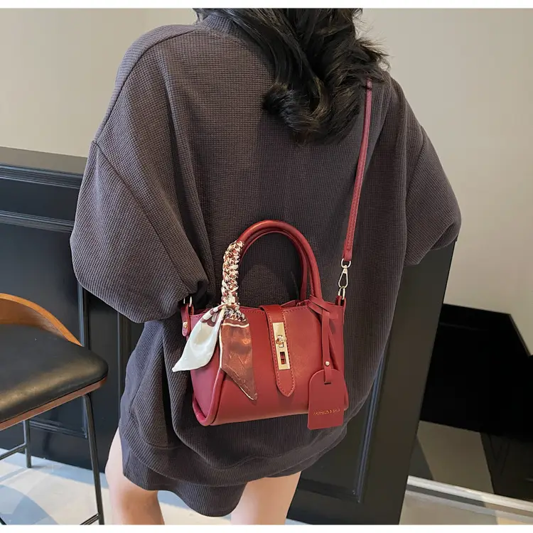 Women Crossbody Bag Korean Design Beige 2026 — feature 20