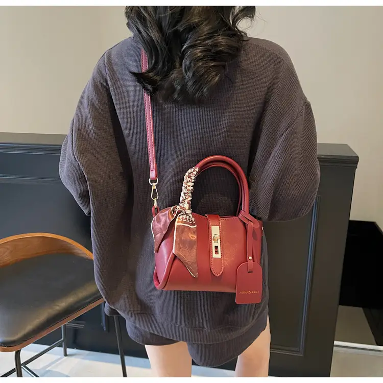 Women Crossbody Bag Korean Design Beige 2026 — feature 21