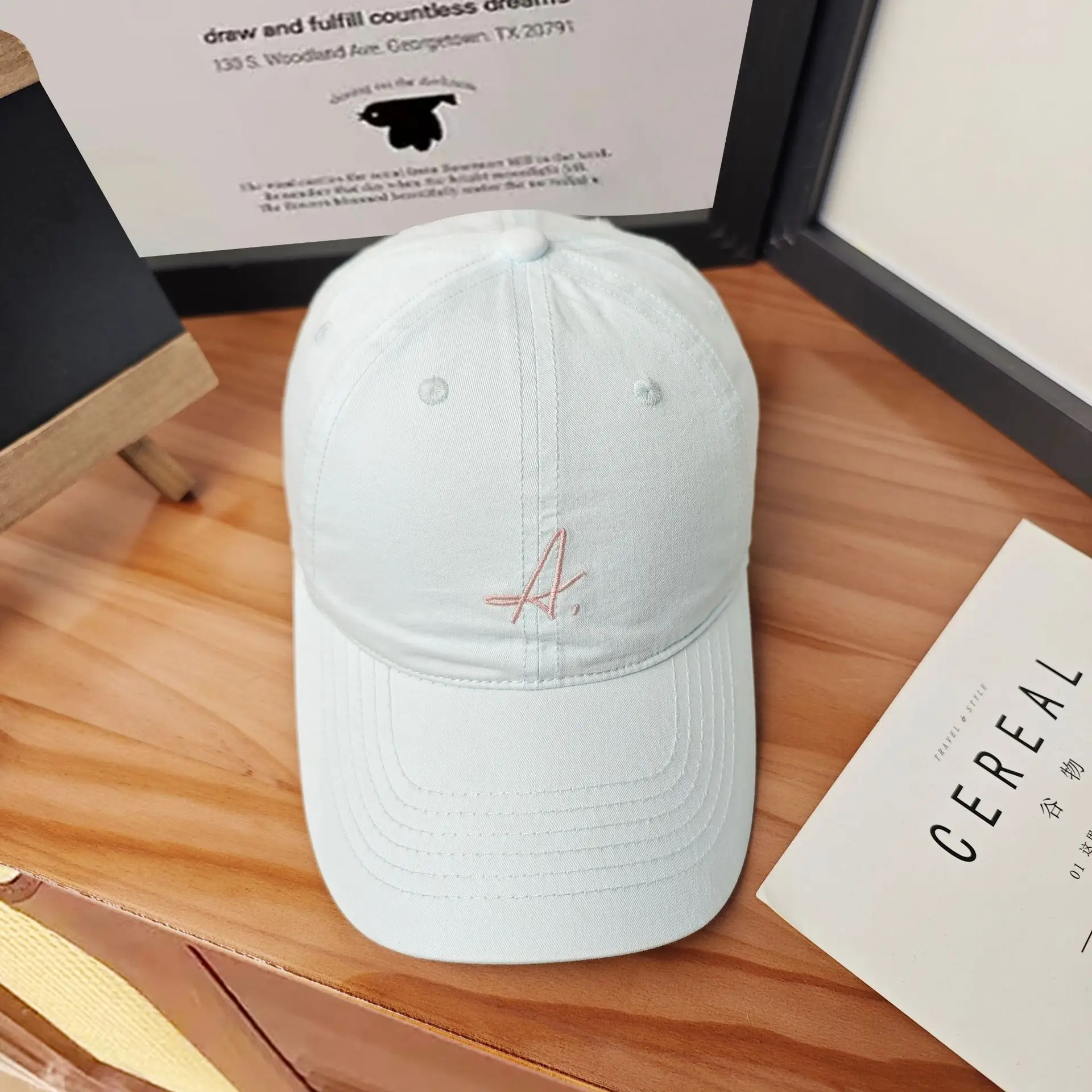 Women White Baseball Cap 46cm Round 8cm Deep — feature 23