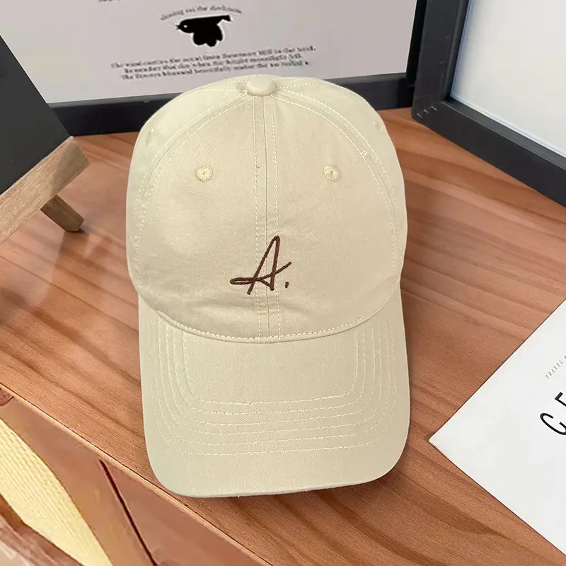 Women White Baseball Cap 46cm Round 8cm Deep — feature 26