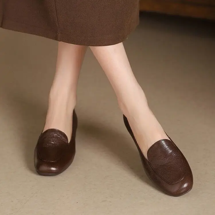 French Retro Soft Leather Loafers for Women, Thick Heel, Small Leather Shoes, 2025 Spring New Low Heel Pumps