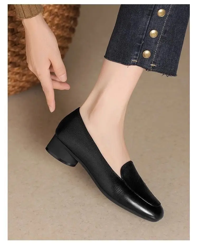 French Retro Soft Leather Loafers for Women, Thick Heel, Small Leather Shoes, 2025 Spring New Low Heel Pumps — feature 9