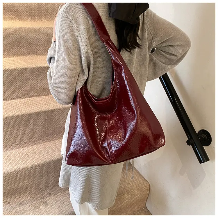 Women Cross-Border Casual Shoulder Tote Bag Cream Spring 2026 — feature 11