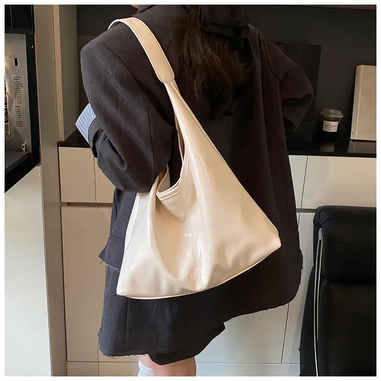 Women Cross-Border Casual Shoulder Tote Bag Cream Spring 2026 — feature 20
