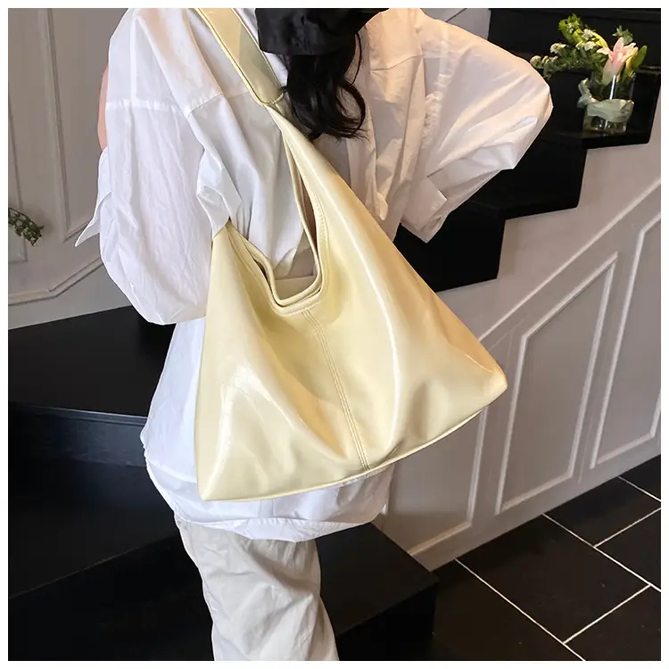 Women Cross-Border Casual Shoulder Tote Bag Cream Spring 2026 — feature 24