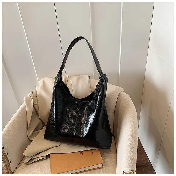 Women Cross-Border Casual Shoulder Tote Bag Cream Spring 2026 — feature 31