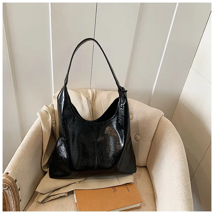Women Cross-Border Casual Shoulder Tote Bag Cream Spring 2026 — feature 32