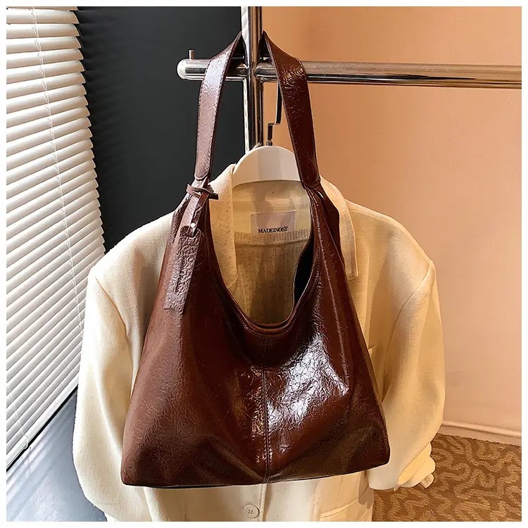Women Cross-Border Casual Shoulder Tote Bag Cream Spring 2026 — feature 35
