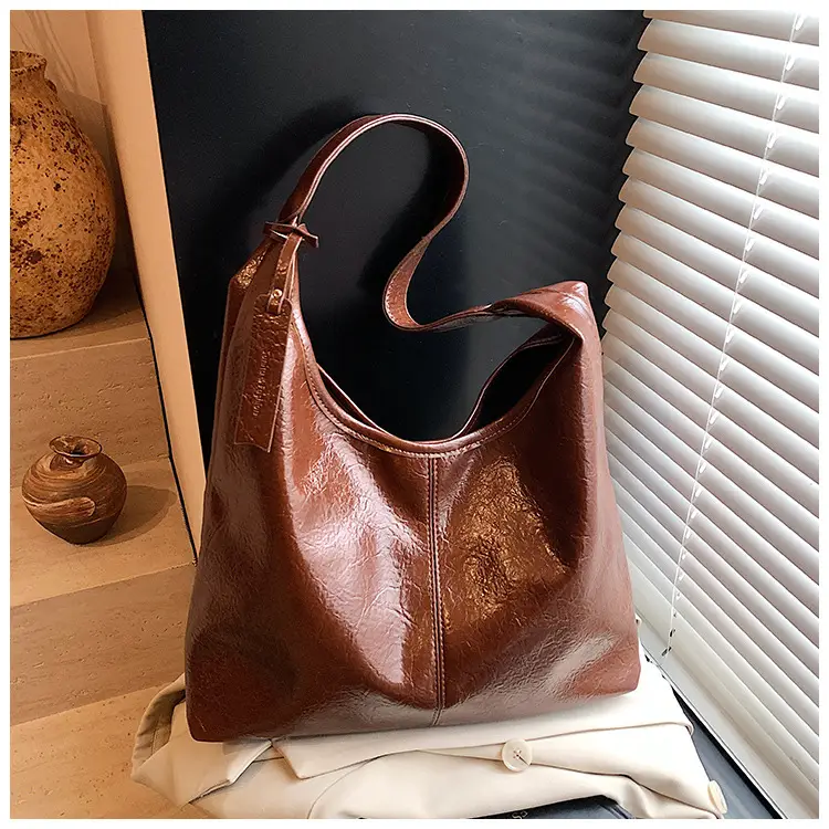 Women Cross-Border Casual Shoulder Tote Bag Cream Spring 2026 — feature 36