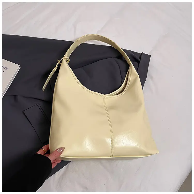 Women Cross-Border Casual Shoulder Tote Bag Cream Spring 2026 — feature 40