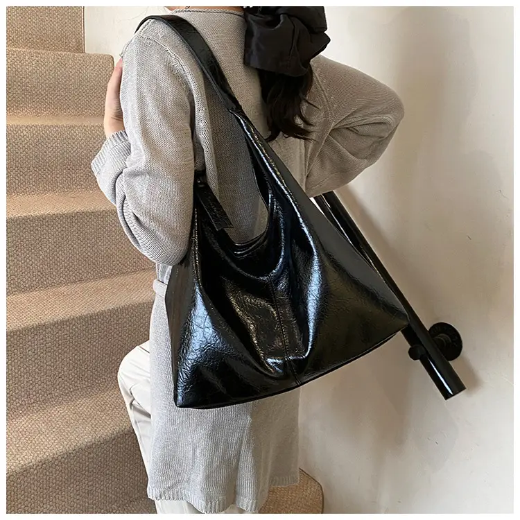 Women Cross-Border Casual Shoulder Tote Bag Cream Spring 2026 — feature 8