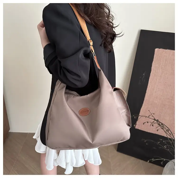 Women's White Oxford Tote Bag Large Capacity Crossbody Shoulder Commuter — feature 11