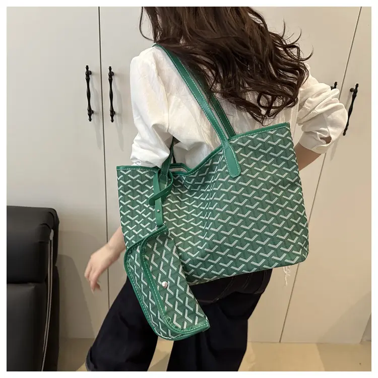 Blue Printed Vintage Mother-son Tote Bag 2025 Spring Summer — feature 16