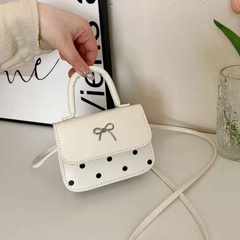 White Korean Style Bow Bag for Women - Image 5