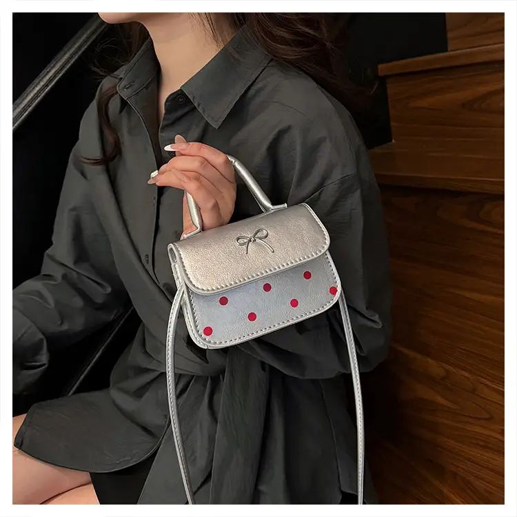 White Korean Style Bow Bag for Women — feature 13