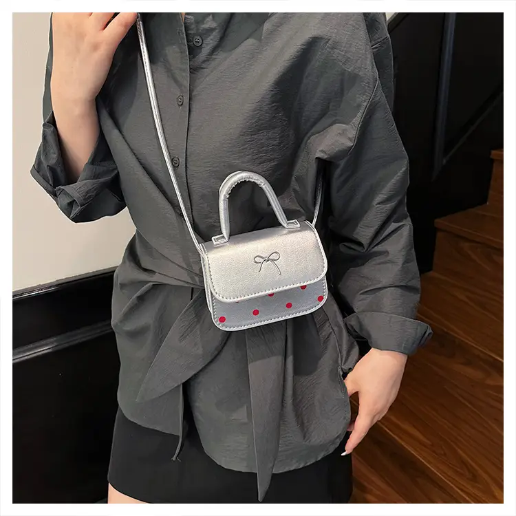 White Korean Style Bow Bag for Women — feature 14