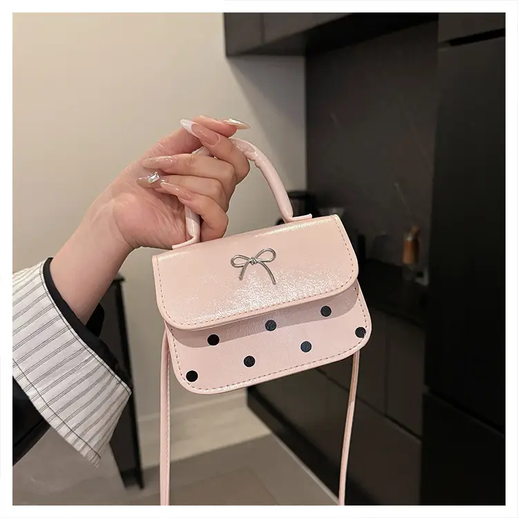 White Korean Style Bow Bag for Women — feature 18