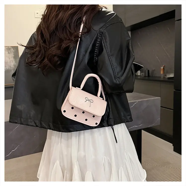 White Korean Style Bow Bag for Women — feature 19