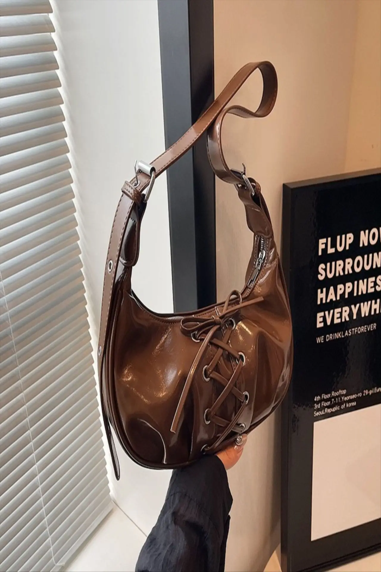 Brown Pleated Bow Tie Women's Shoulder Bag 2026