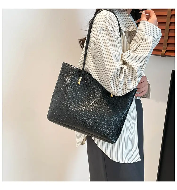 2025 Women's White Textured Shoulder Bag with White Handles — feature 16