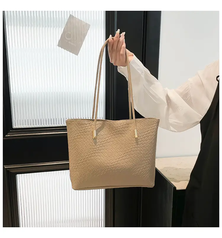 2025 Women's White Textured Shoulder Bag with White Handles — feature 20