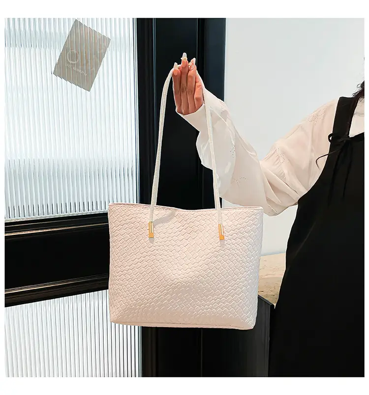 2025 Women's White Textured Shoulder Bag with White Handles — feature 23