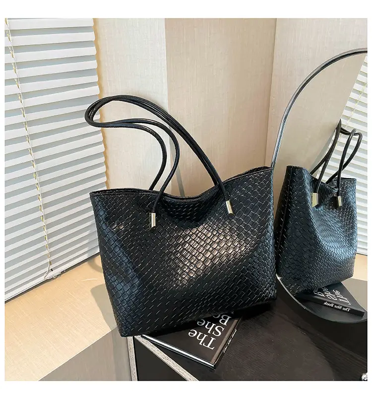 2025 Women's White Textured Shoulder Bag with White Handles — feature 25