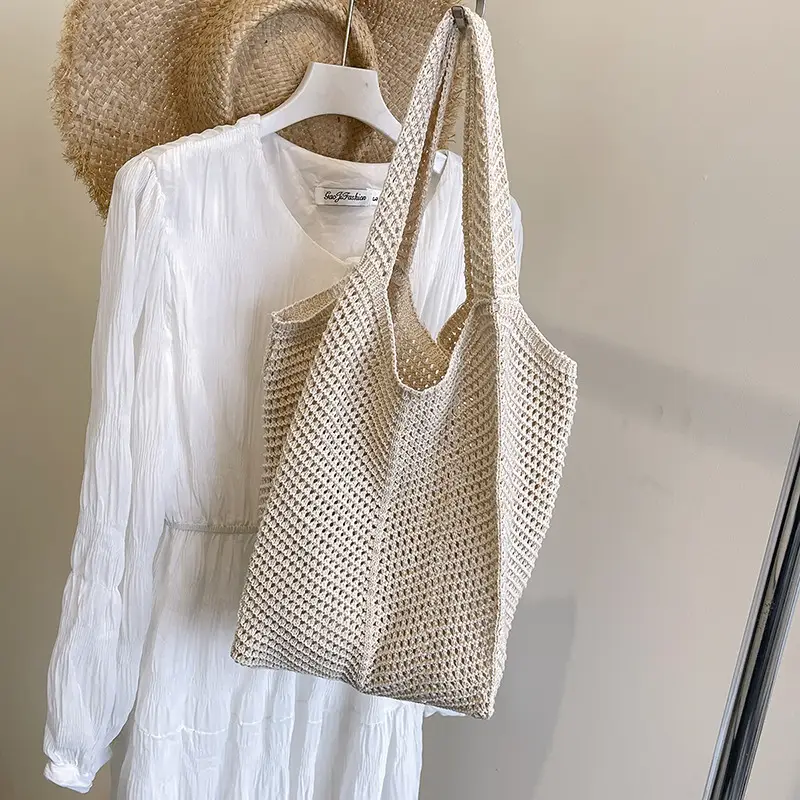 Women's Straw Woven Shoulder Bag White Casual Summer - Image 3