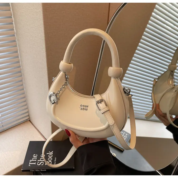 Women's Creamy Retro Shoulder Bag 2025 New — feature 19