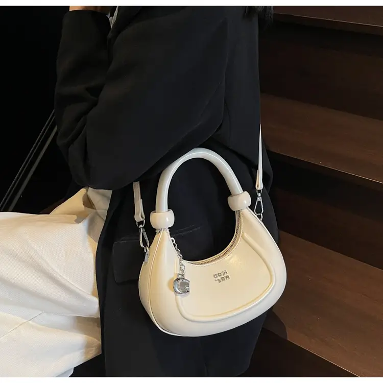 Women's Creamy Retro Shoulder Bag 2025 New — feature 28