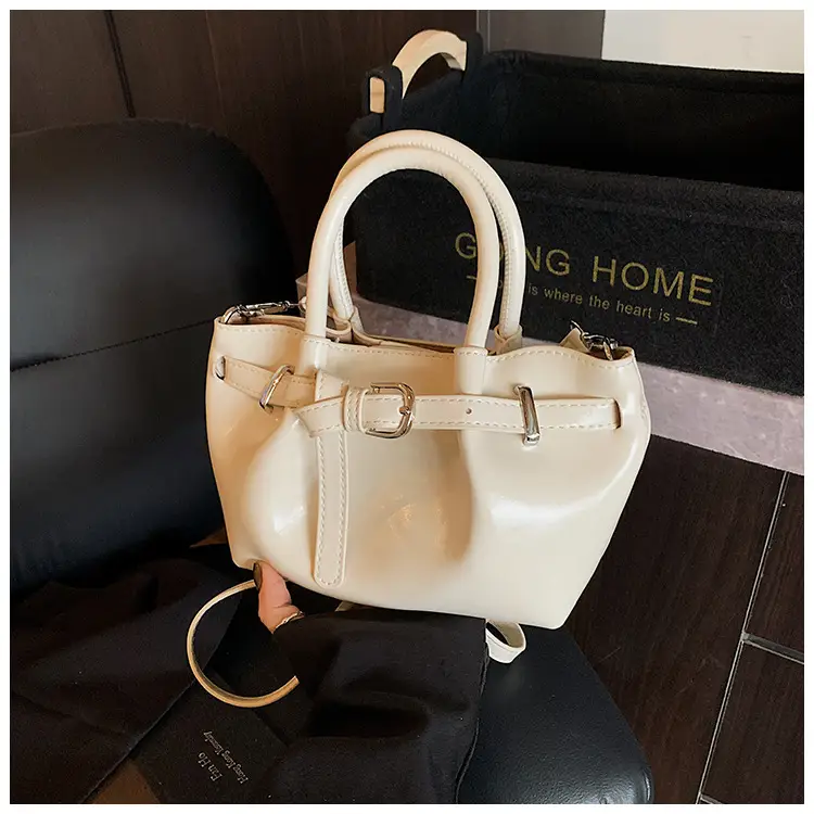 Women Pleated Handbag Gold One Shoulder Bucket Bag — feature 22