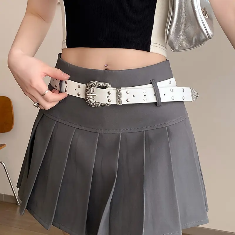 Women's Brown Suede Belt with Retro Silver Buckle - Image 3