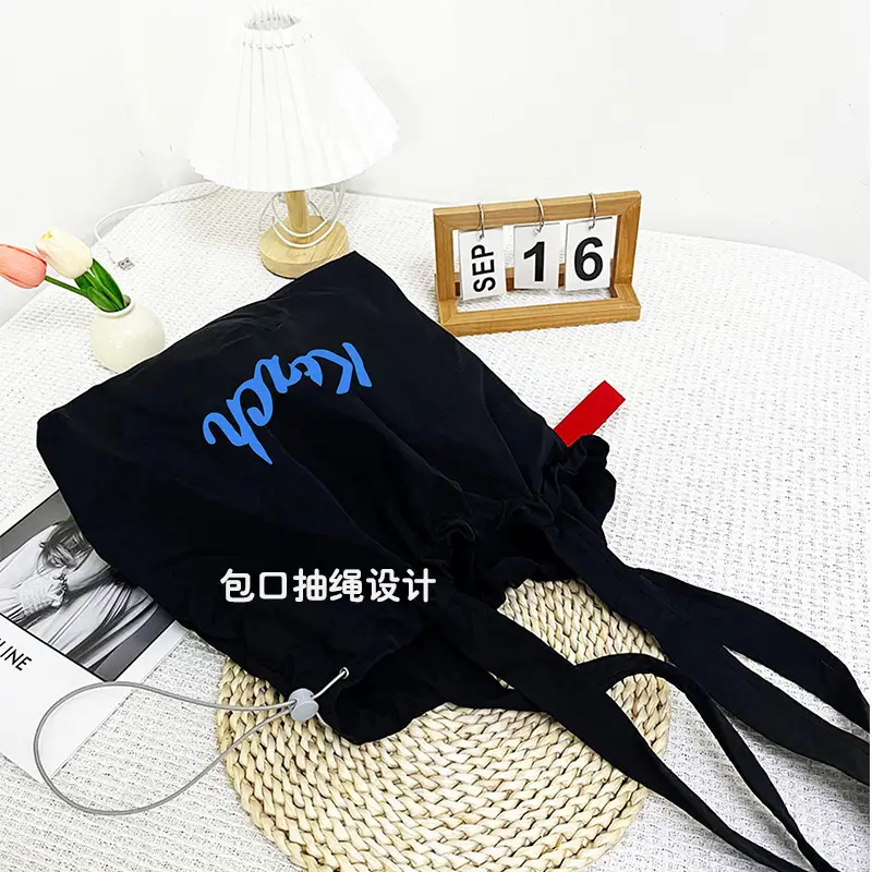 Women's Printed Nylon Shoulder Bag Large Capacity Casual All-match — feature 14