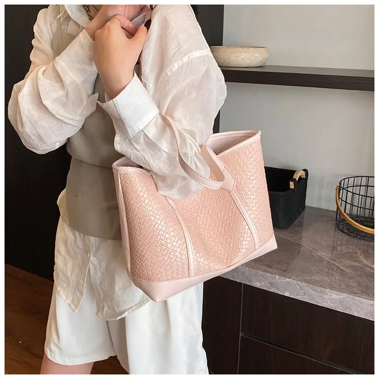 Pink Cross-Border Shoulder Bag 2025 New Spring — feature 10