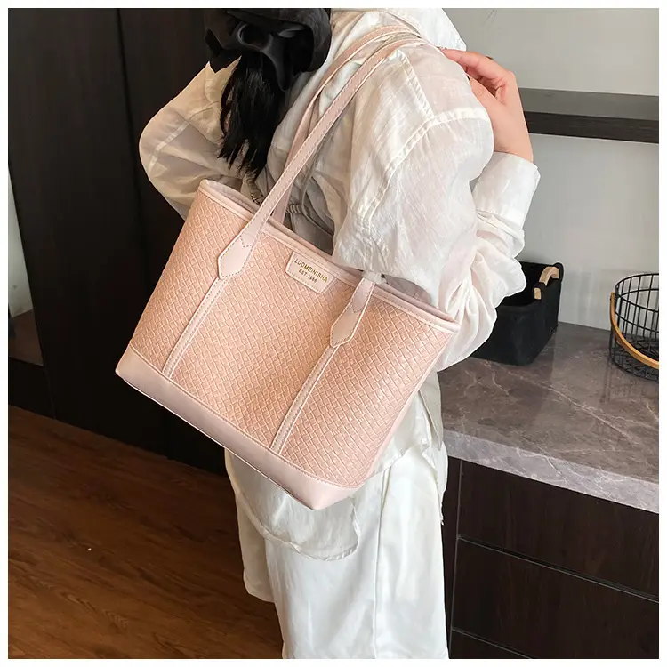 Pink Cross-Border Shoulder Bag 2025 New Spring — feature 13