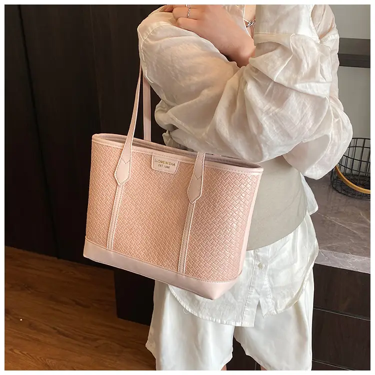 Pink Cross-Border Shoulder Bag 2025 New Spring — feature 15