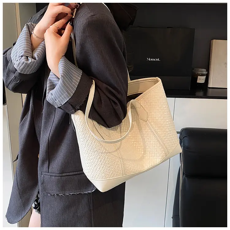 Pink Cross-Border Shoulder Bag 2025 New Spring — feature 19