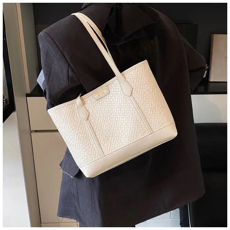 Pink Cross-Border Shoulder Bag 2025 New Spring — feature 24